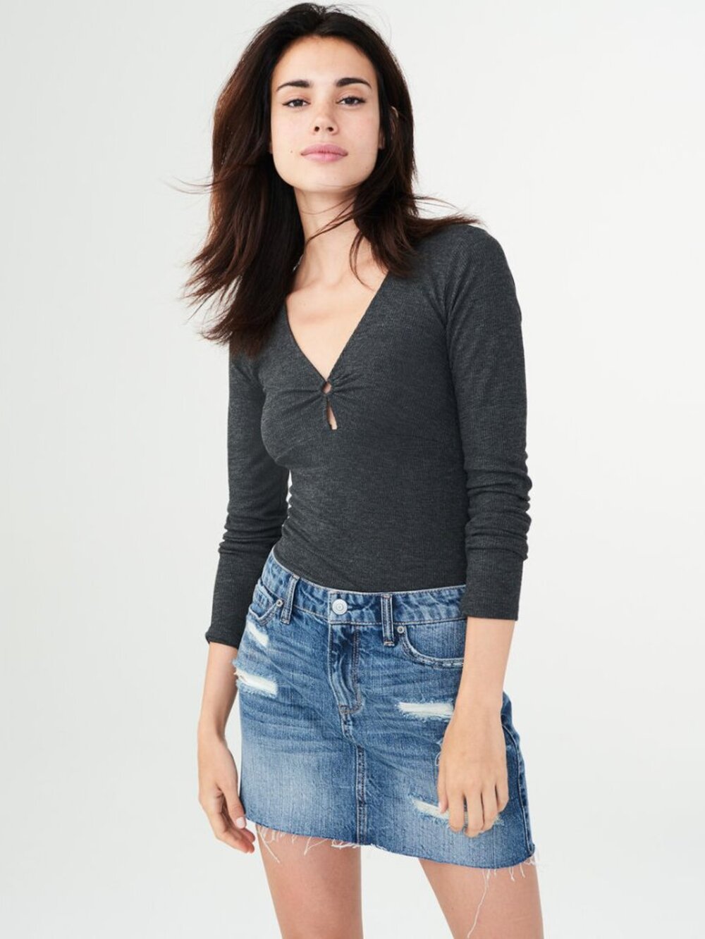 Aéropostale Charcoal O-Ring Cutout Long-Sleeve Top Size S